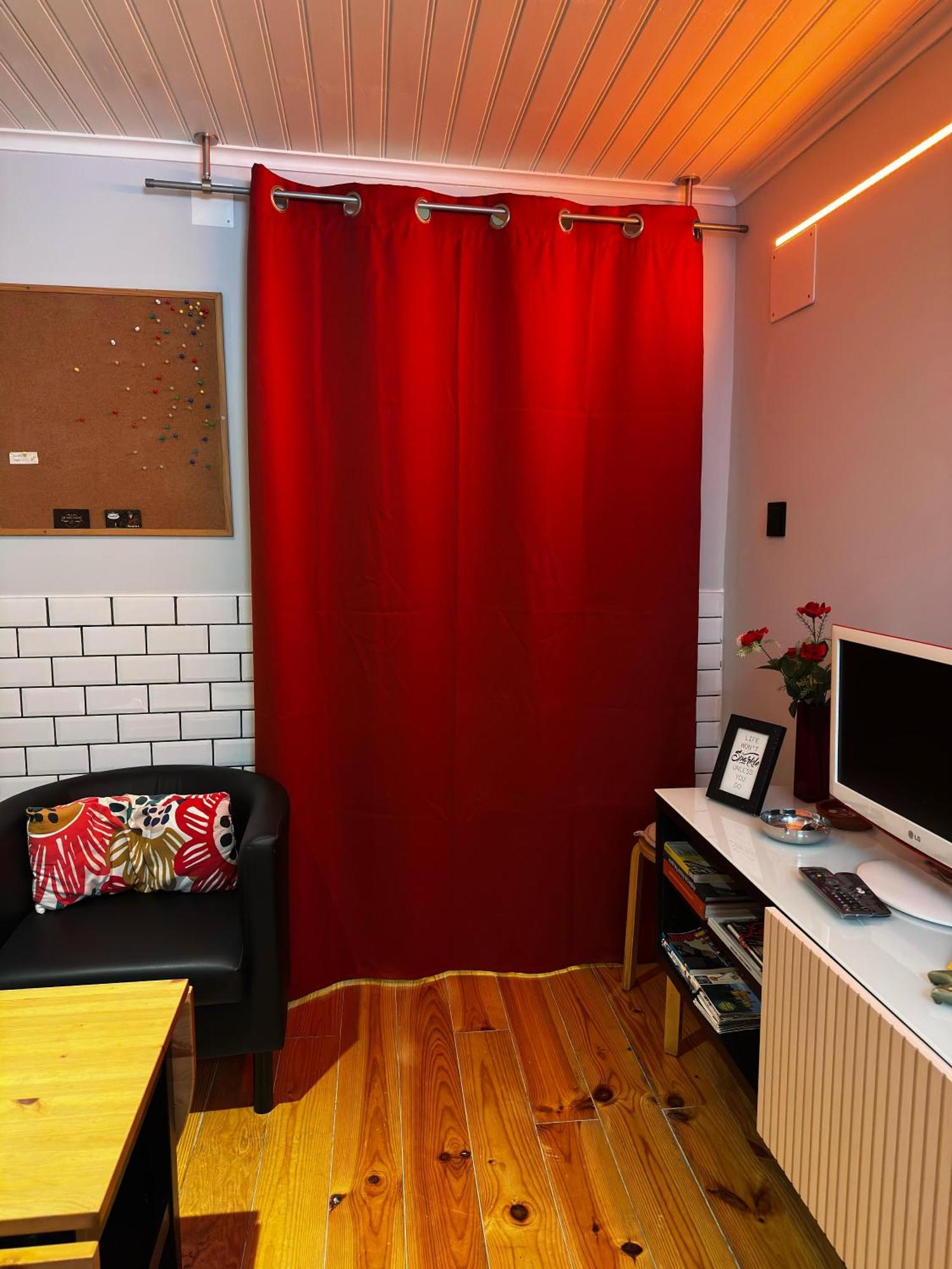 Lisbon Underground Apartment Luaran gambar